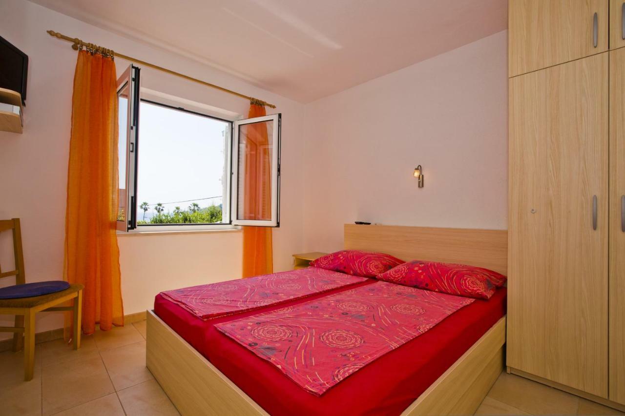 Apartments Hruban Χβαρ Εξωτερικό φωτογραφία