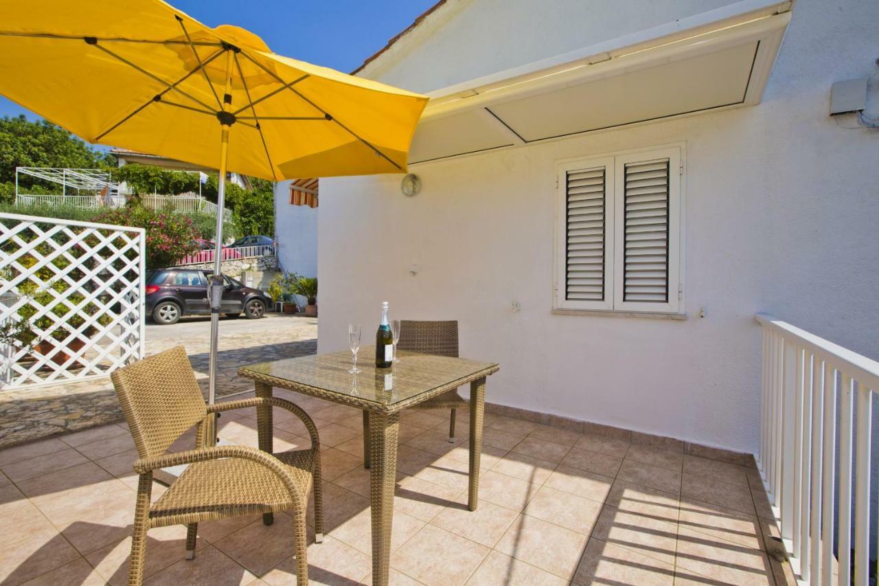 Apartments Hruban Χβαρ Εξωτερικό φωτογραφία