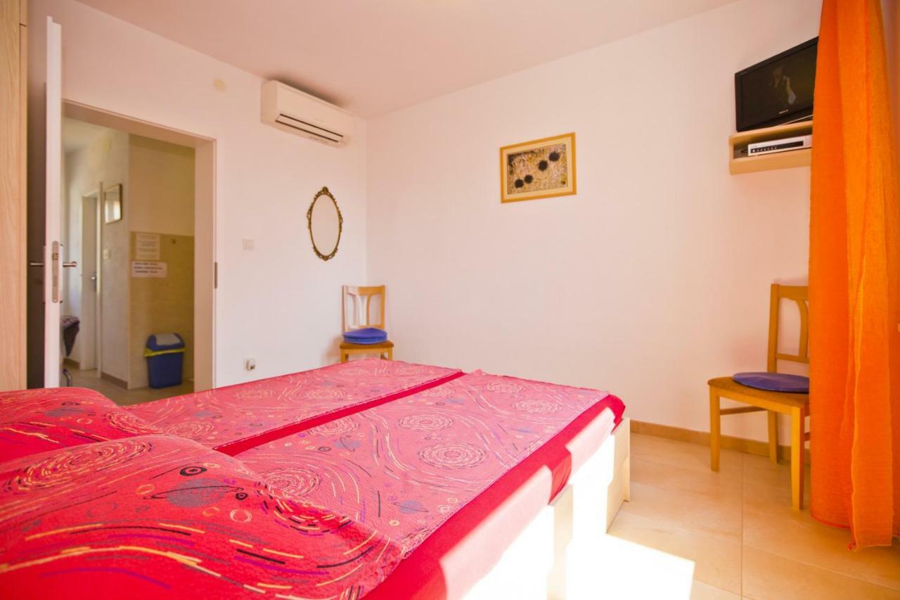 Apartments Hruban Χβαρ Εξωτερικό φωτογραφία