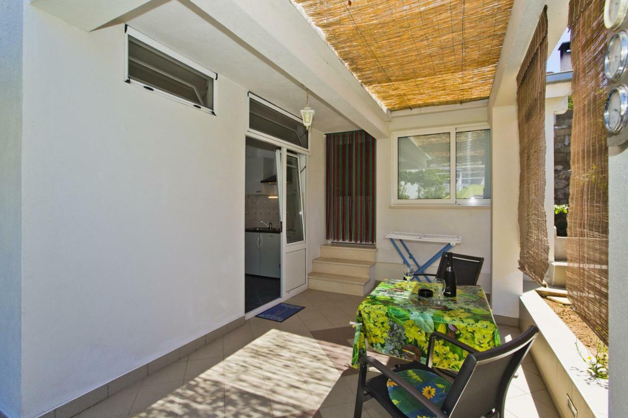 Apartments Hruban Χβαρ Εξωτερικό φωτογραφία